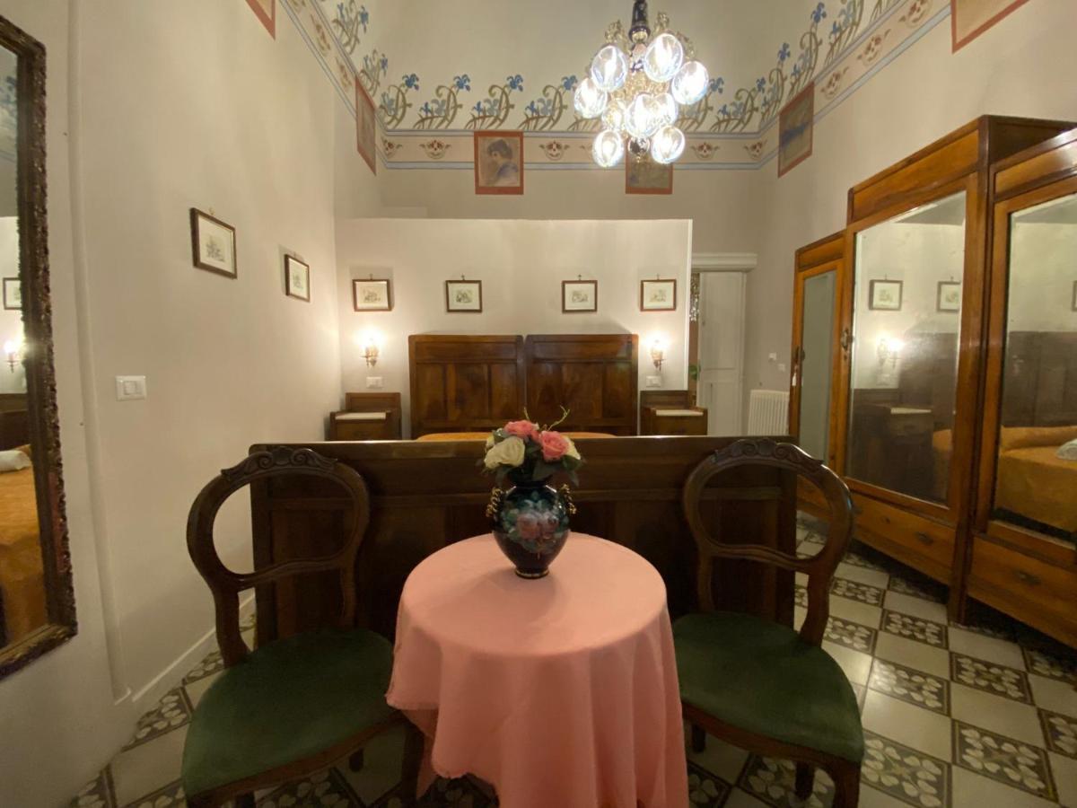 Antico Palazzo Spinola Bed & Breakfast Gallipoli Exterior photo