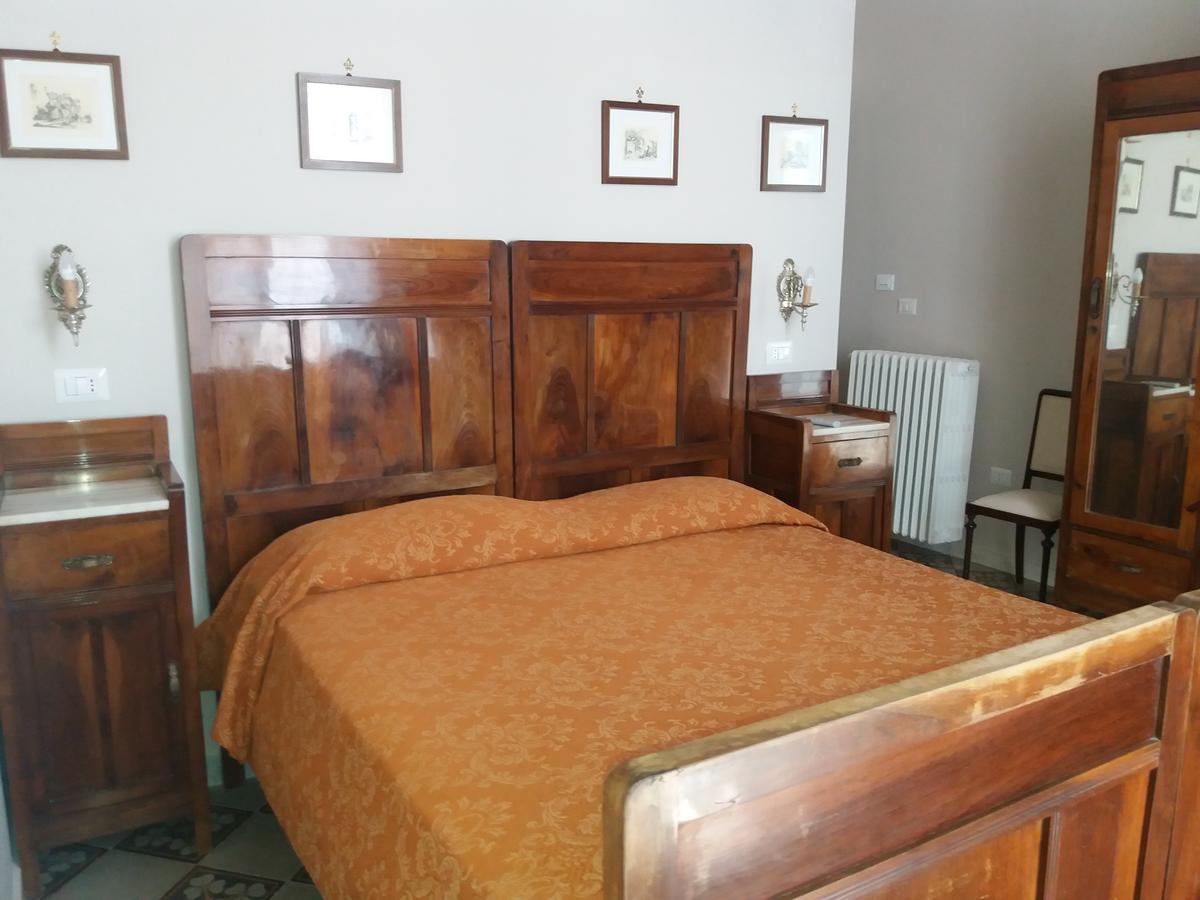 Antico Palazzo Spinola Bed & Breakfast Gallipoli Exterior photo