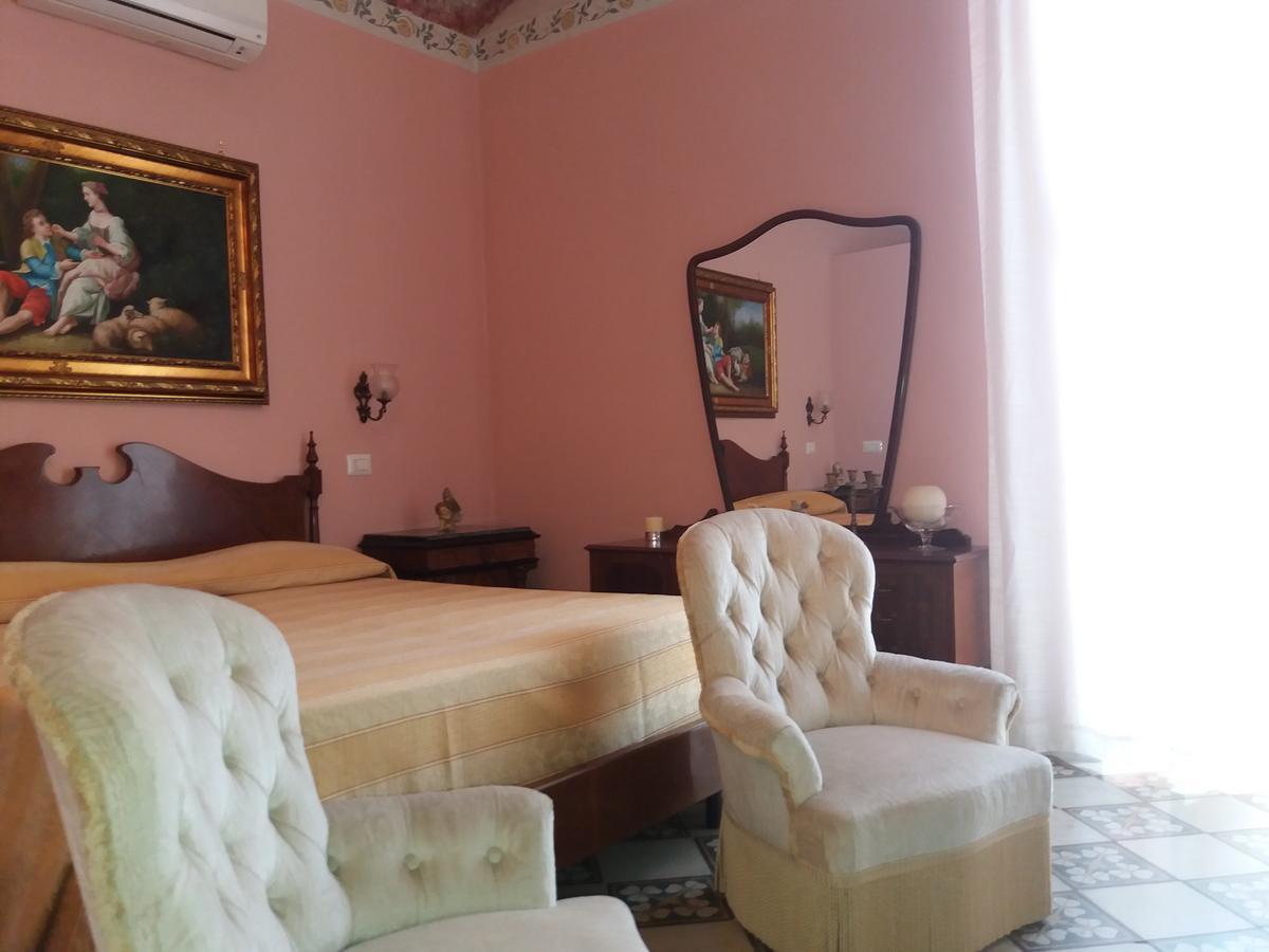Antico Palazzo Spinola Bed & Breakfast Gallipoli Exterior photo