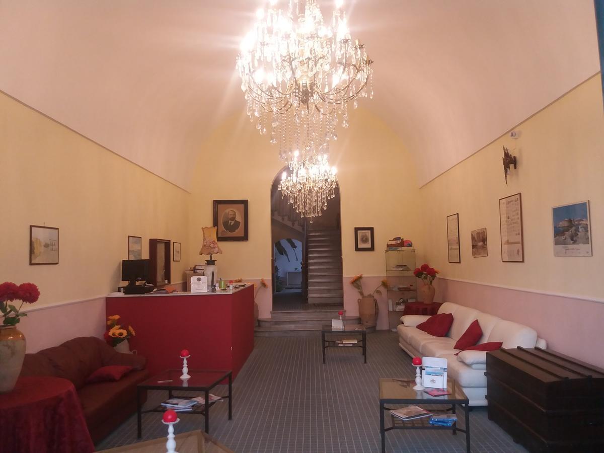 Antico Palazzo Spinola Bed & Breakfast Gallipoli Exterior photo