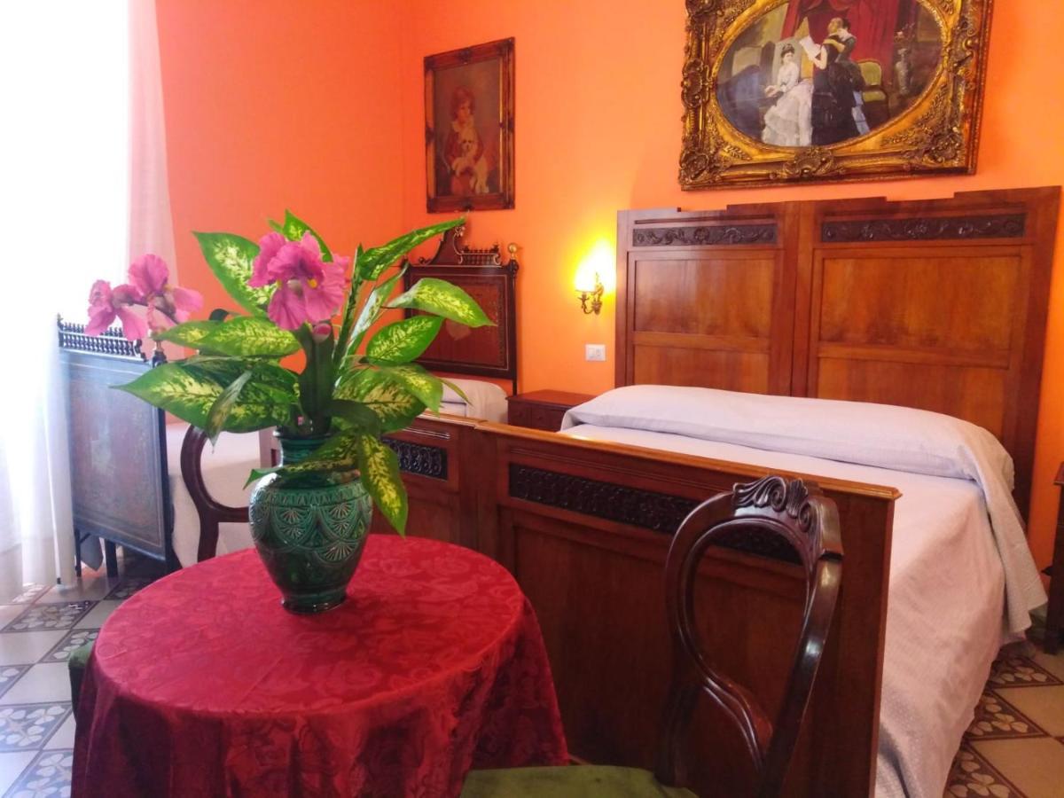 Antico Palazzo Spinola Bed & Breakfast Gallipoli Exterior photo